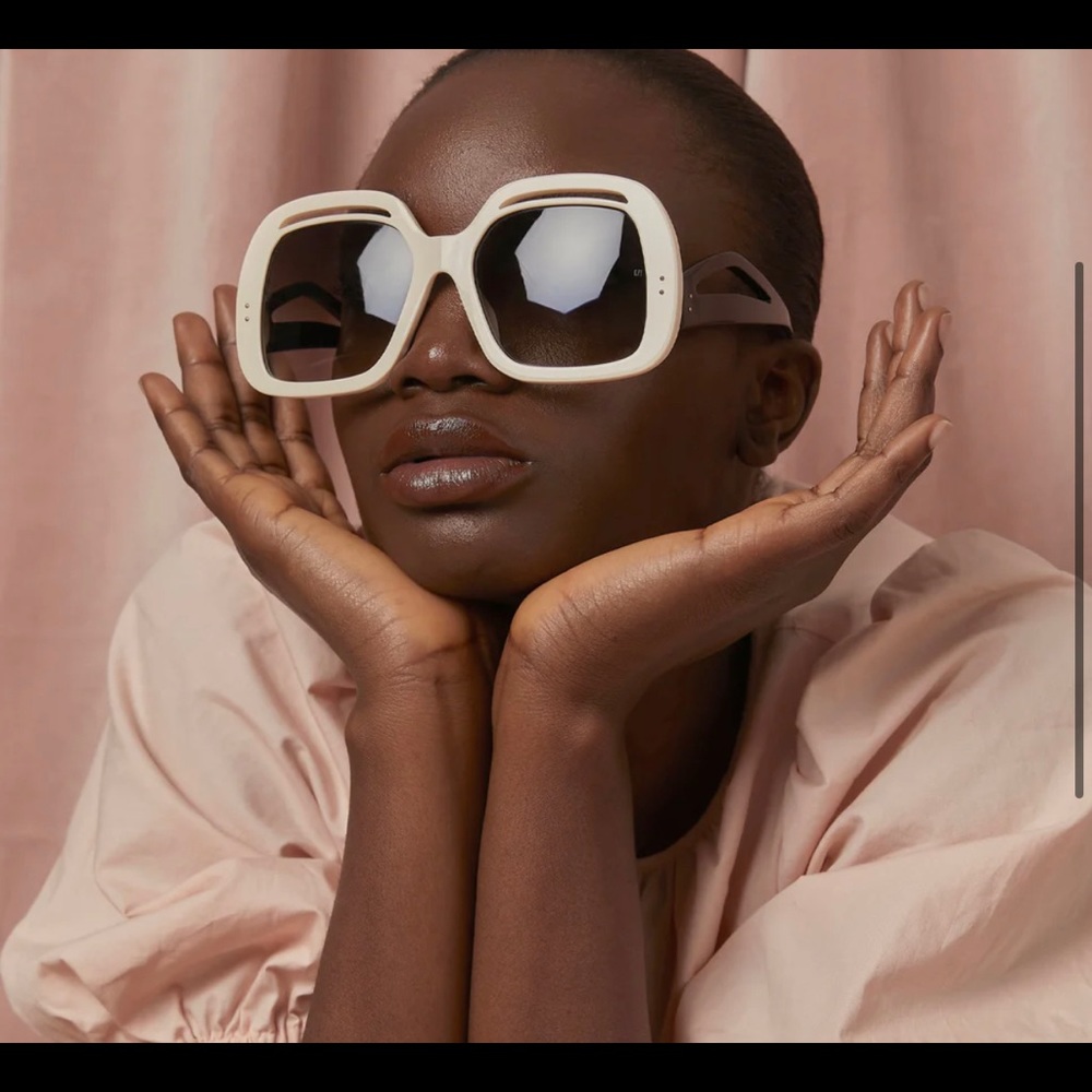 LINDA FARROW RENATA OVERSIZED BRAND NEW SUNGLASSES